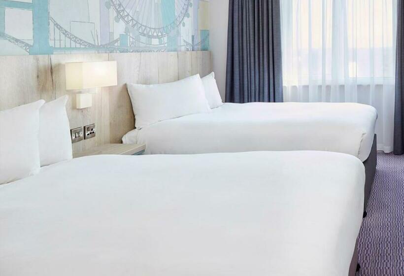 Семейный Номер, Leonardo London Croydon