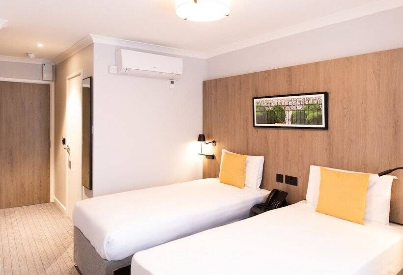 스탠다드 룸, Princes Square