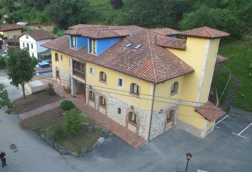 标准三人间, Trapa