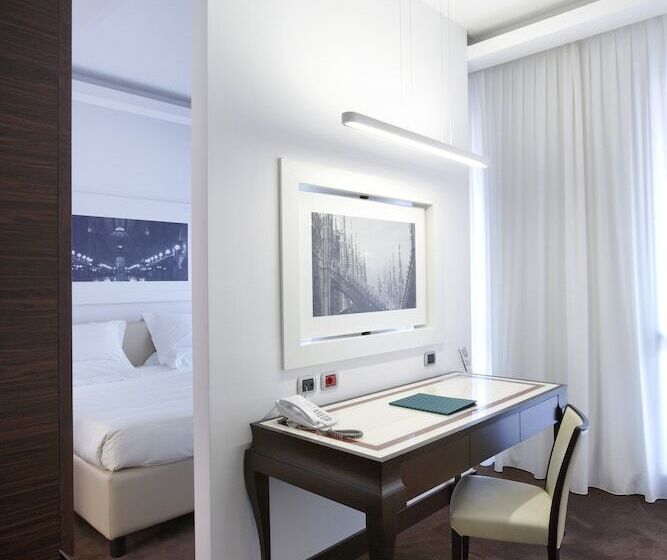 سوییت جونیور, Unahotels Cusani Milano