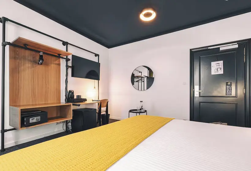 اتاق استاندارد, Zoom