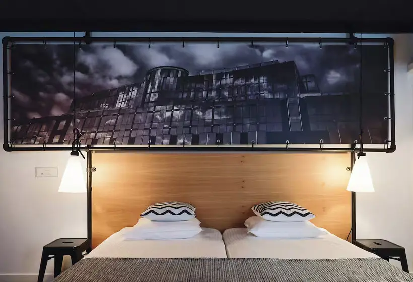 اتاق استاندارد, Zoom