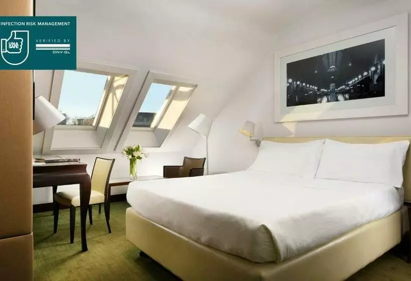 スーペリアールーム, Unahotels Cusani Milano
