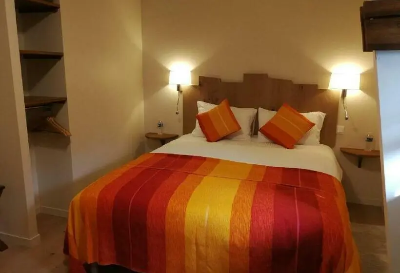 スタンダードルーム, Auberge Du Vieux Tour Le Manoir