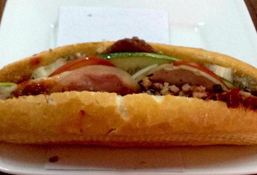 اتاق لوکس خانوادگی, Bespoke Villa Hoian