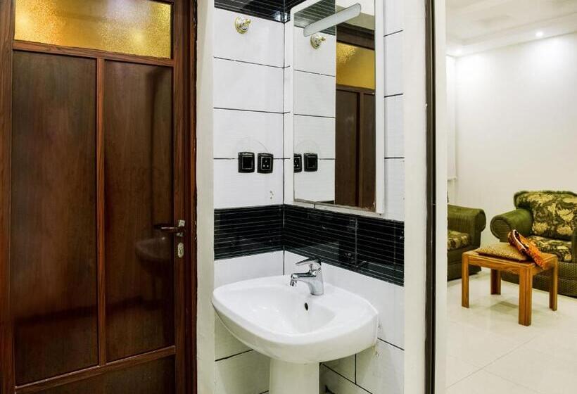 דירת חדר, Oyo 488 Nomas Plaza Of Housing Units