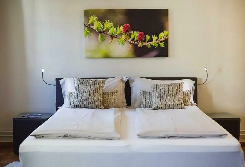 سوییت جونیور, Ca  Del Borgo, Rooms & Suites