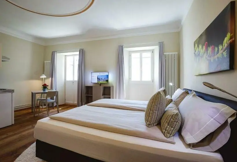 سوییت جونیور, Ca  Del Borgo, Rooms & Suites