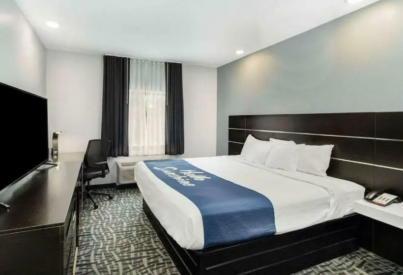 障害者適応デラックスルーム, Days Inn & Suites By Wyndham Horn Lake Memphis Graceland