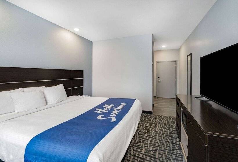 חדר דלוקס מותאם לאנשים עם מוגבלויות, Days Inn & Suites By Wyndham Horn Lake   Memphis Graceland