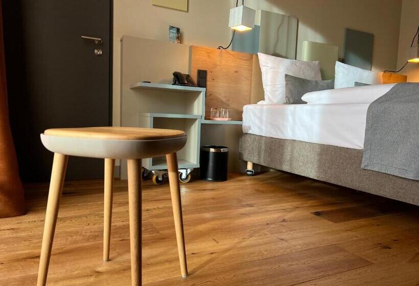 장애인을 위한 스탠다드 룸, Einsmehr