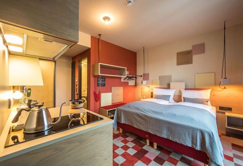 스탠다드 스튜디오, Einsmehr