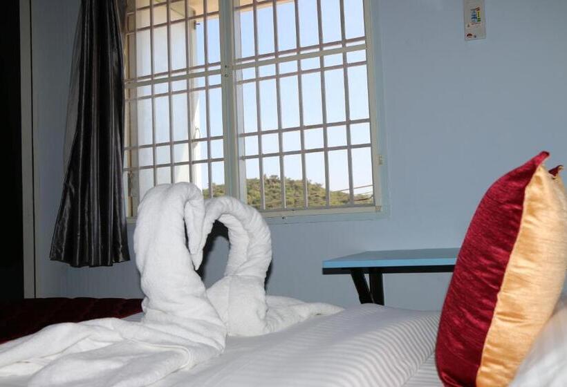 Standardrum Bergsutsikt, Nkc Airport