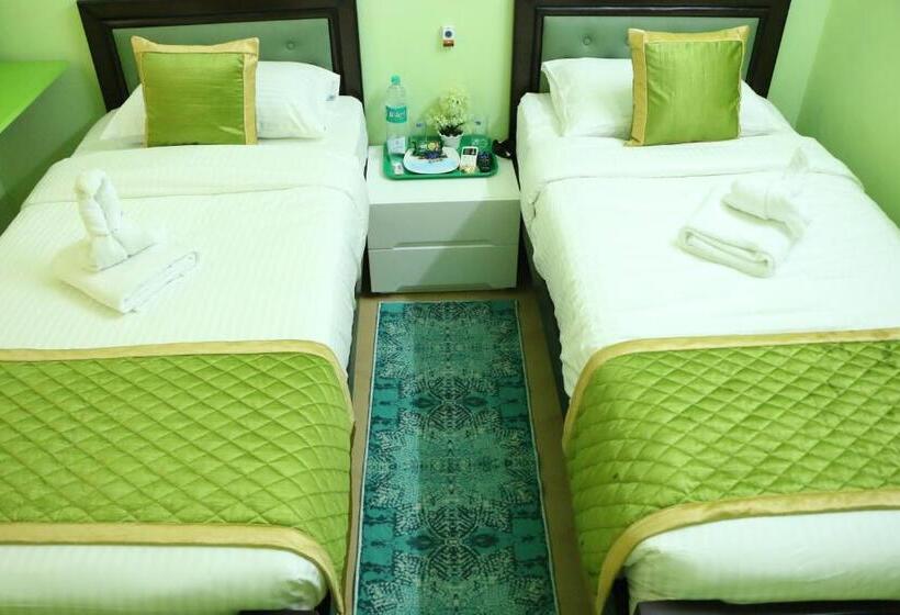 Standardrum Bergsutsikt, Nkc Airport