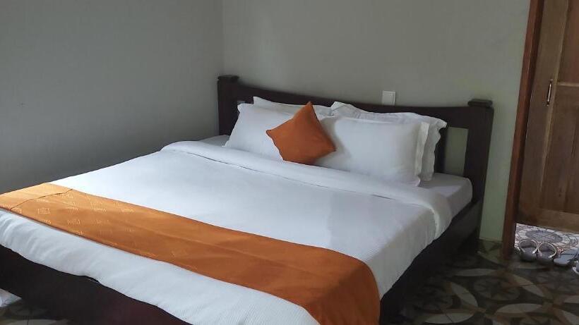 اتاق استاندارد, Tusubira Village