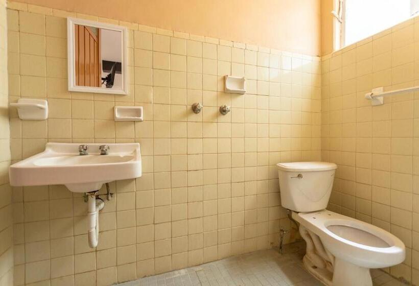 Семейный Номер, Emperador