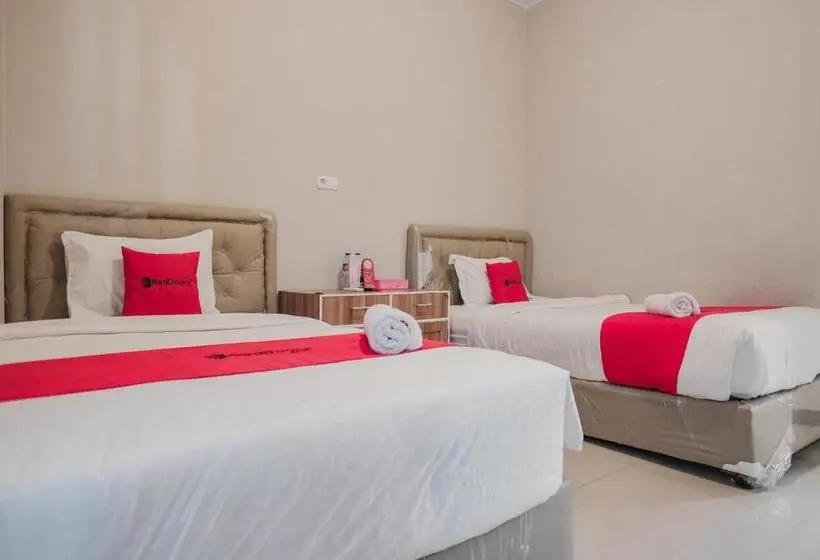 اتاق استاندارد, Reddoorz Syariah At Hotel Grand Mentari