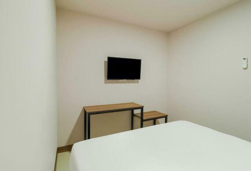 חדר סטנדרט, Capital O Sentra Paskal