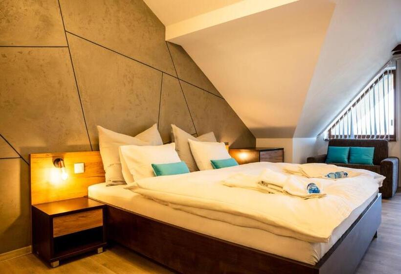 스탠다드 스튜디오, Apartmán Dagmar