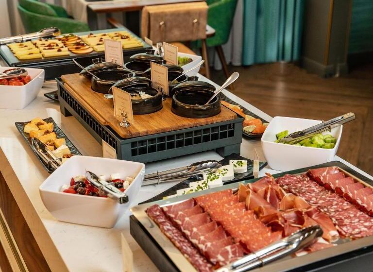 اتاق استاندارد, Pupin Novi Sad