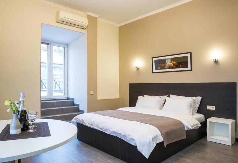 Suite with Terrace, Khreshchatyk Apart Hotel Passage