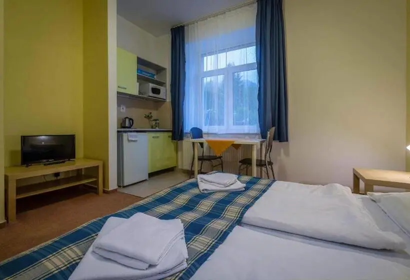 スタンダードスタジオ, Miramonti Apartmány