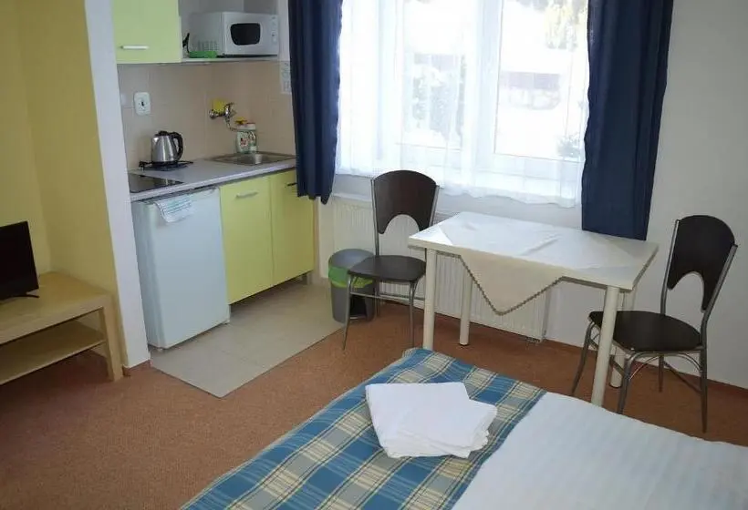 スタンダードスタジオ, Miramonti Apartmány