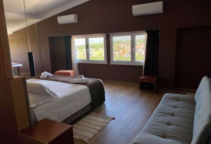جناح مطل على البحيرة, Olivar Hotel Tirana