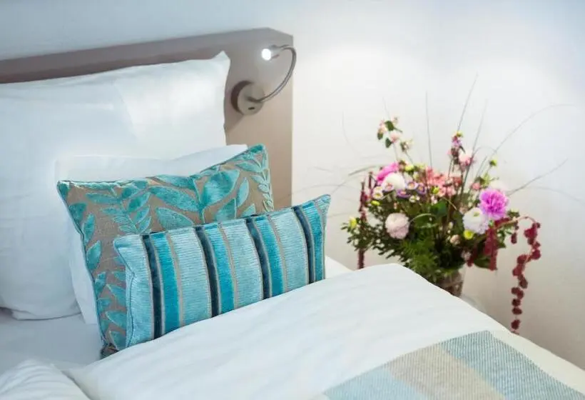 Estudio Standart com Balcão, Passau Suites