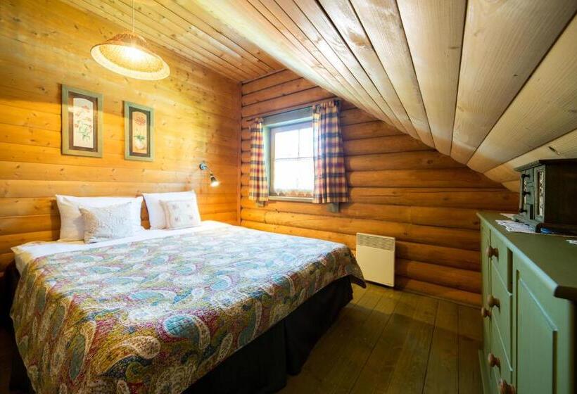 خانه 3 خوابه, Rasos Vila