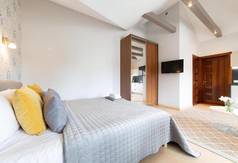 استودیو استاندارد با تخت کینگ, Rasos Vila