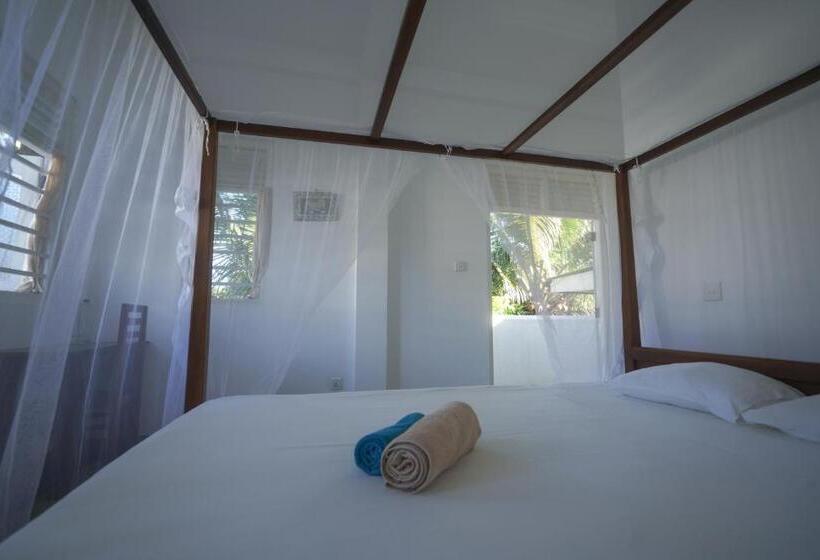 Standardzimmer mit Meerblick & Balkon, Casa Tharin Madiha