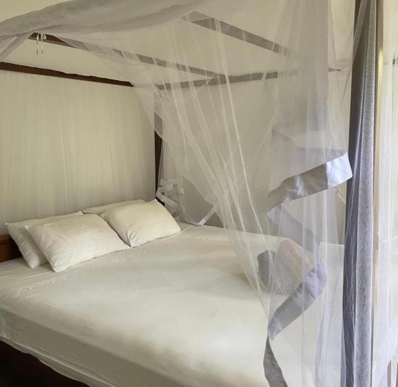 Standardzimmer mit Gartenblick, Casa Tharin Madiha