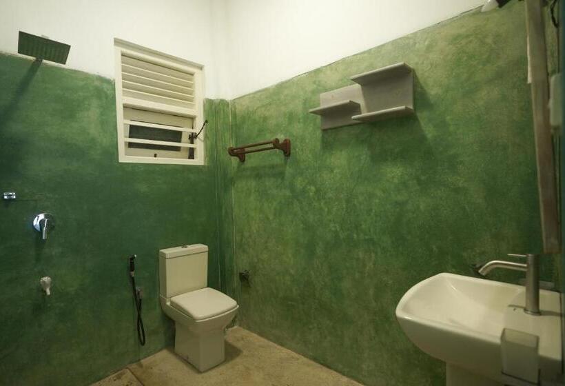 Standardzimmer mit Gartenblick, Casa Tharin Madiha