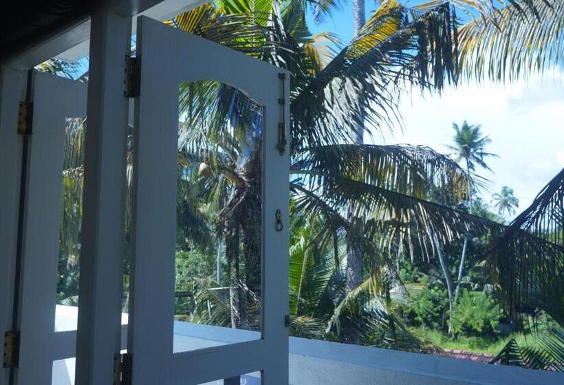 Superior Zimmer Kingsize Bett, Casa Tharin Madiha