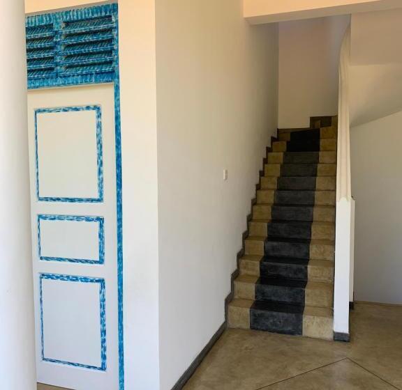 Standardzimmer Kingsize Bett, Casa Tharin Madiha