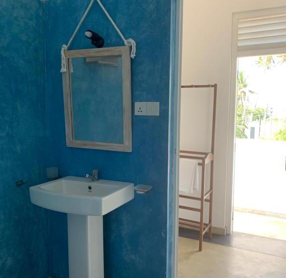 Standardzimmer mit Meerblick & Balkon, Casa Tharin Madiha