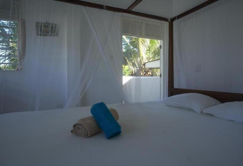 Standardzimmer mit Meerblick & Balkon, Casa Tharin Madiha