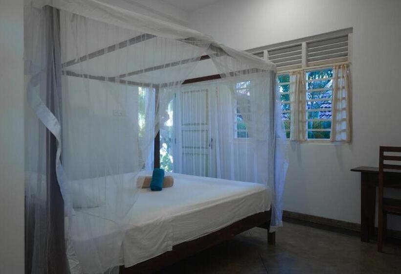 Standardzimmer mit Gartenblick, Casa Tharin Madiha