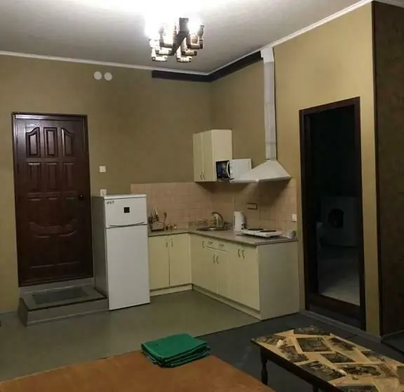 استودیوی استاندارد, Moskovs Kyi Avenue 41