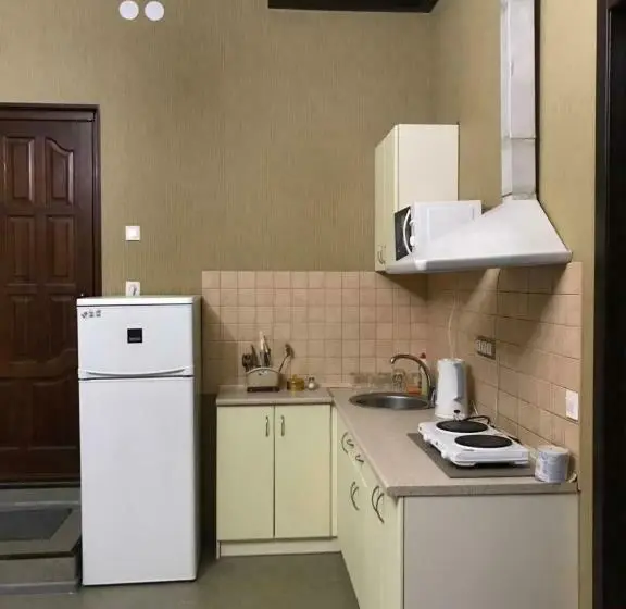 استودیوی استاندارد, Moskovs Kyi Avenue 41