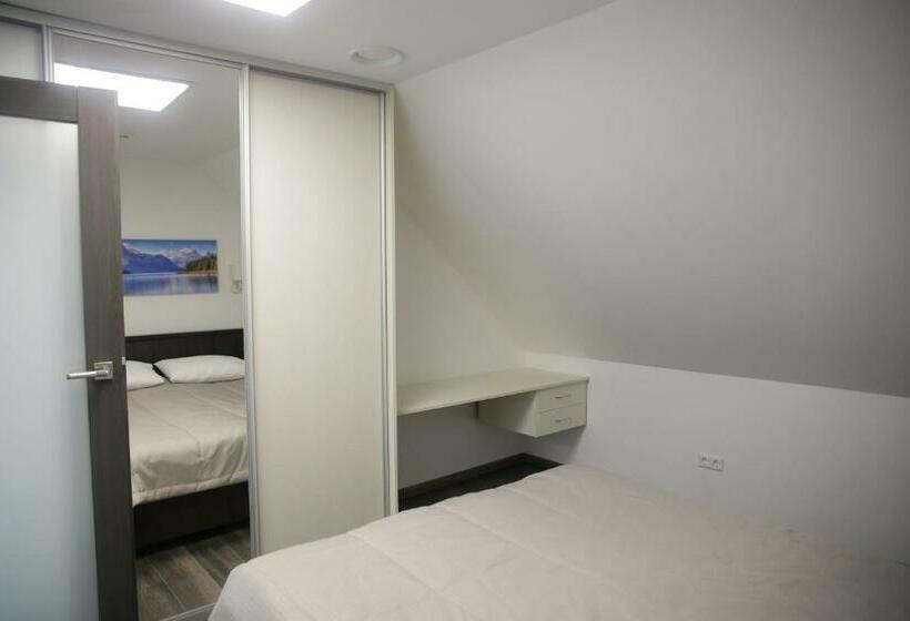 آپارتمان 1 خوابه, Old Town Bakery