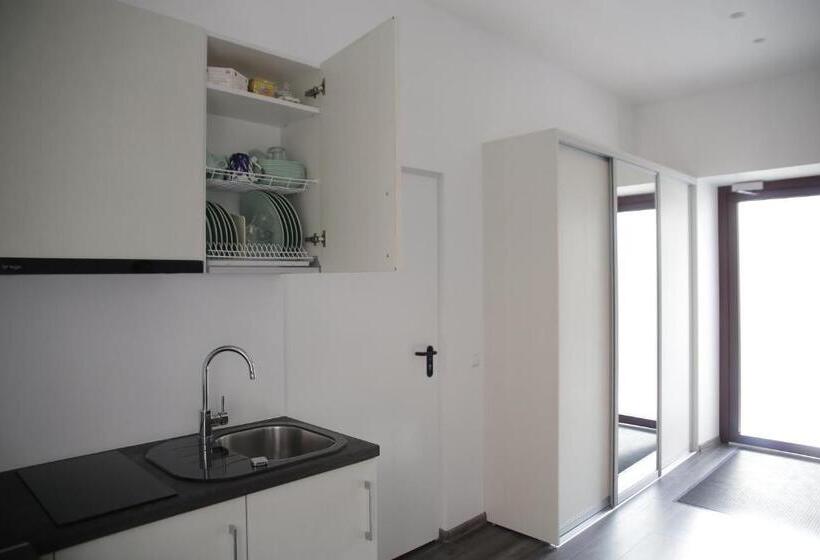 آپارتمان 1 خوابه, Old Town Bakery