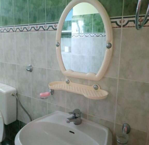 סטודיו סטנדרטי נוף לים, Q Bay Apartments