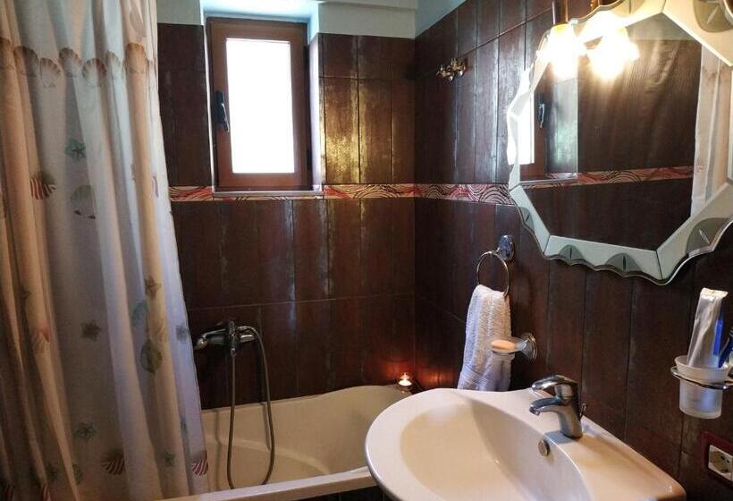 בית, 2 חדרי שינה, Q Bay Apartments