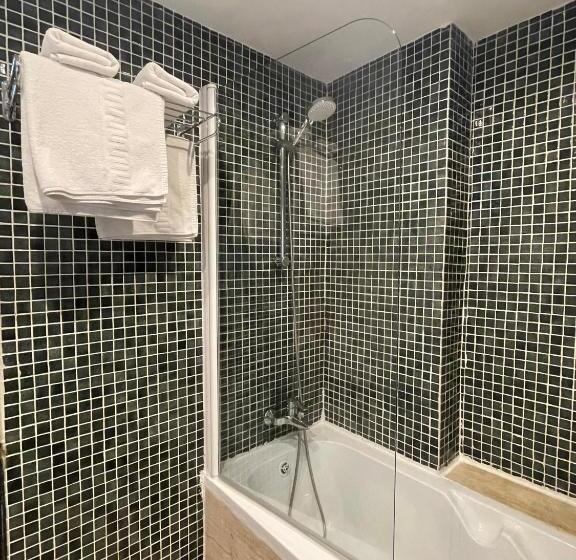 수피리어 룸, Acinipo