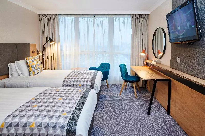 اتاق سوپریور با تخت بزرگ, Mandarin Oriental Al Faisaliah, Riyadh