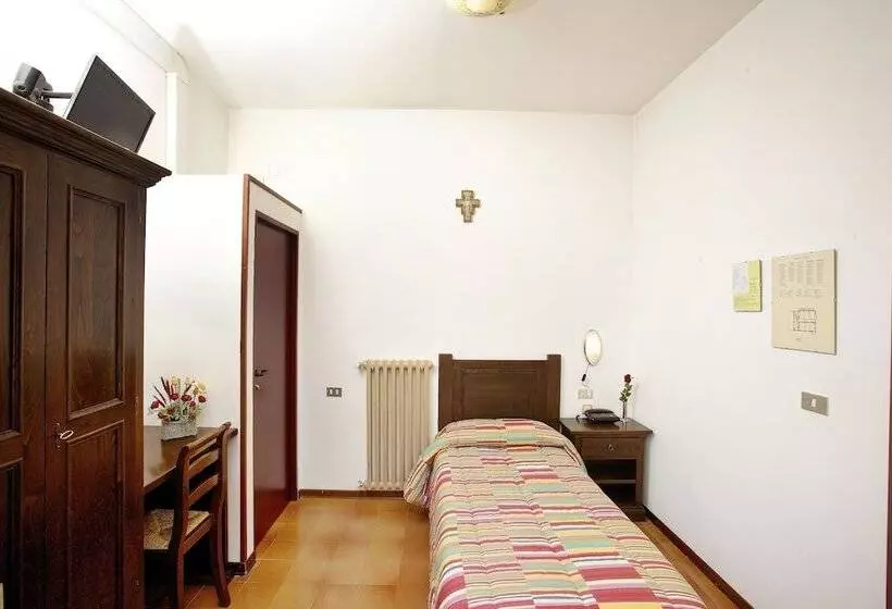 Chambre Standard Individuelle, Da Angelo