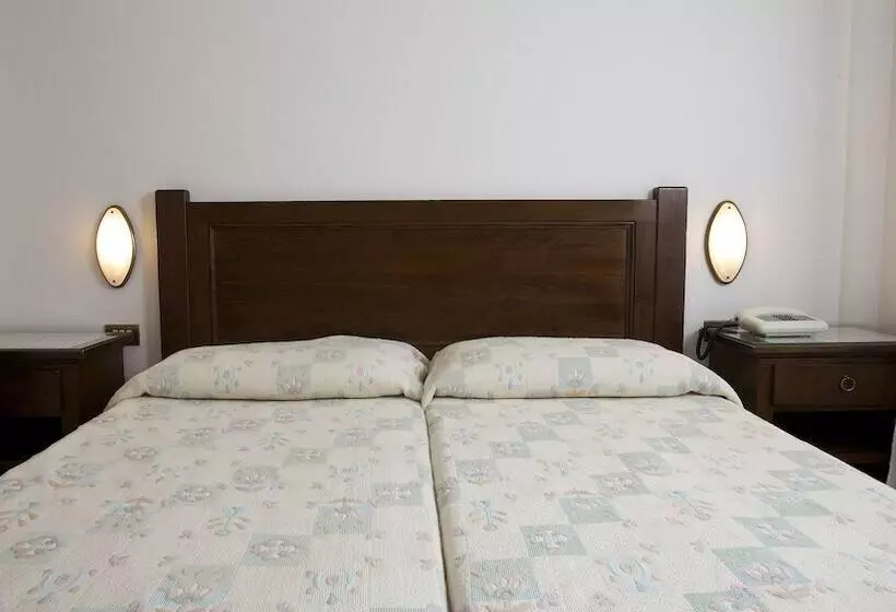 Chambre Standard Individuelle, Da Angelo