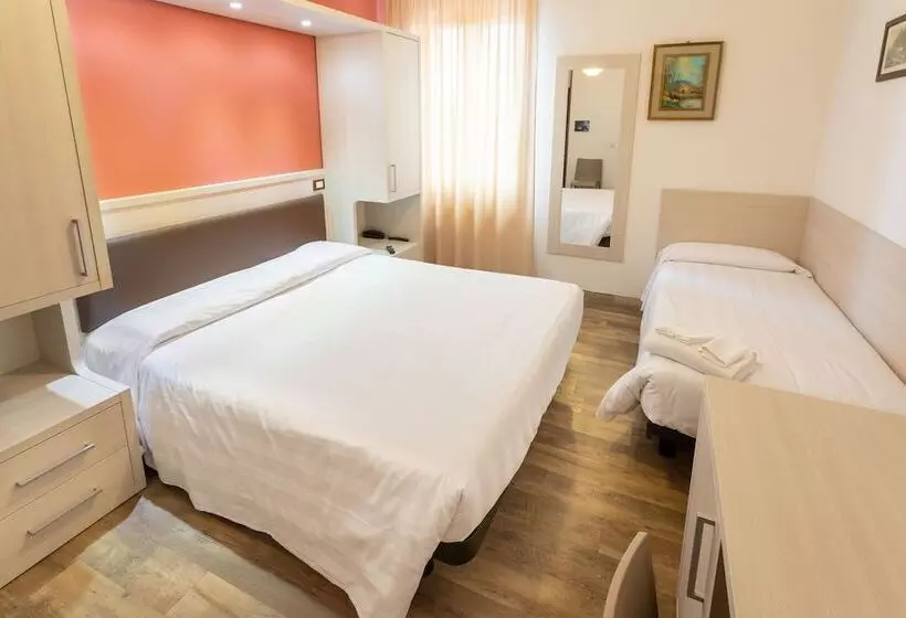 Chambre Triple Standard, Da Angelo